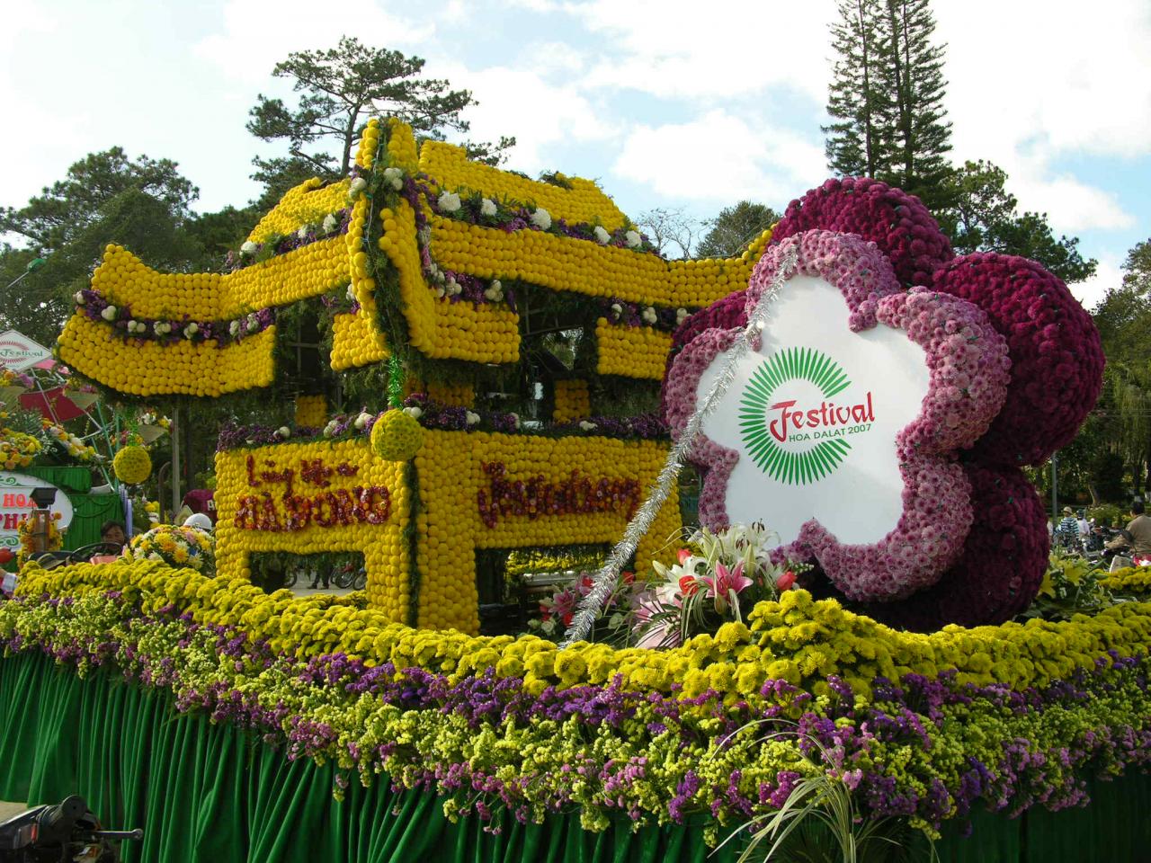 Kết quả hình ảnh cho festival hoa đà lạt