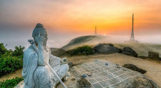 Đỉnh Bàn Cờ - địa điểm du lịch Đà Nẵng